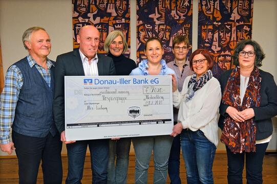 Übergabe Spende vom Theaterverein Tingel.-Tangel88 an unsere Hospizgruppe